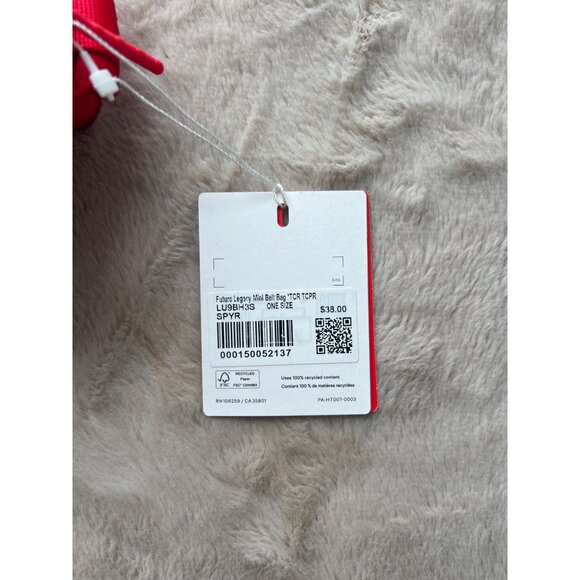 Lululemon Team Canada Future Legacy Mini Belt Bag Red 1L Recycled Content Adjust - Picture 2 of 10